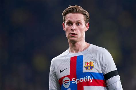 De Jong .